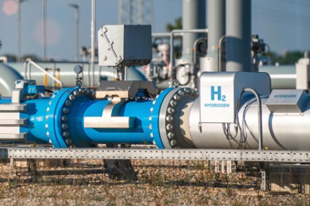 Pipeline zur Erzeugung von Wasserstoff aus erneuerbaren Energien - Wasserstoffgas für Solar- und Windkraftanlagen mit sauberem Strom.