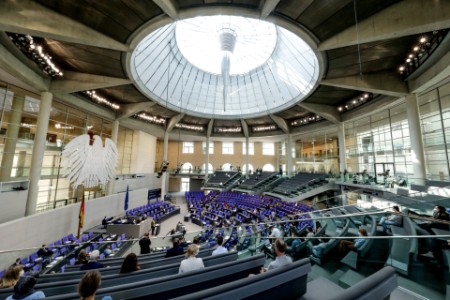 Sitzung des Deutschen Bundestages im Plenarsaal des Reichstagsgebäudes