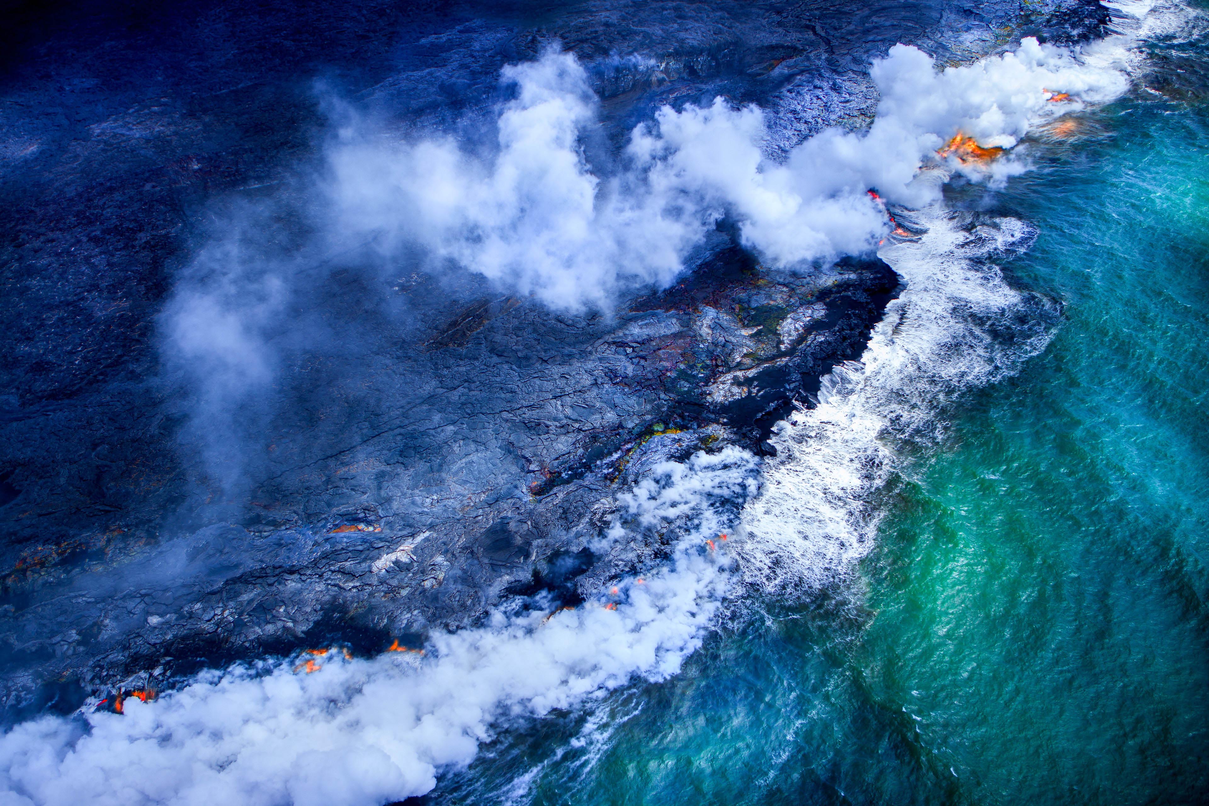 Luftaufnahme von unterseeischen Vulkanen