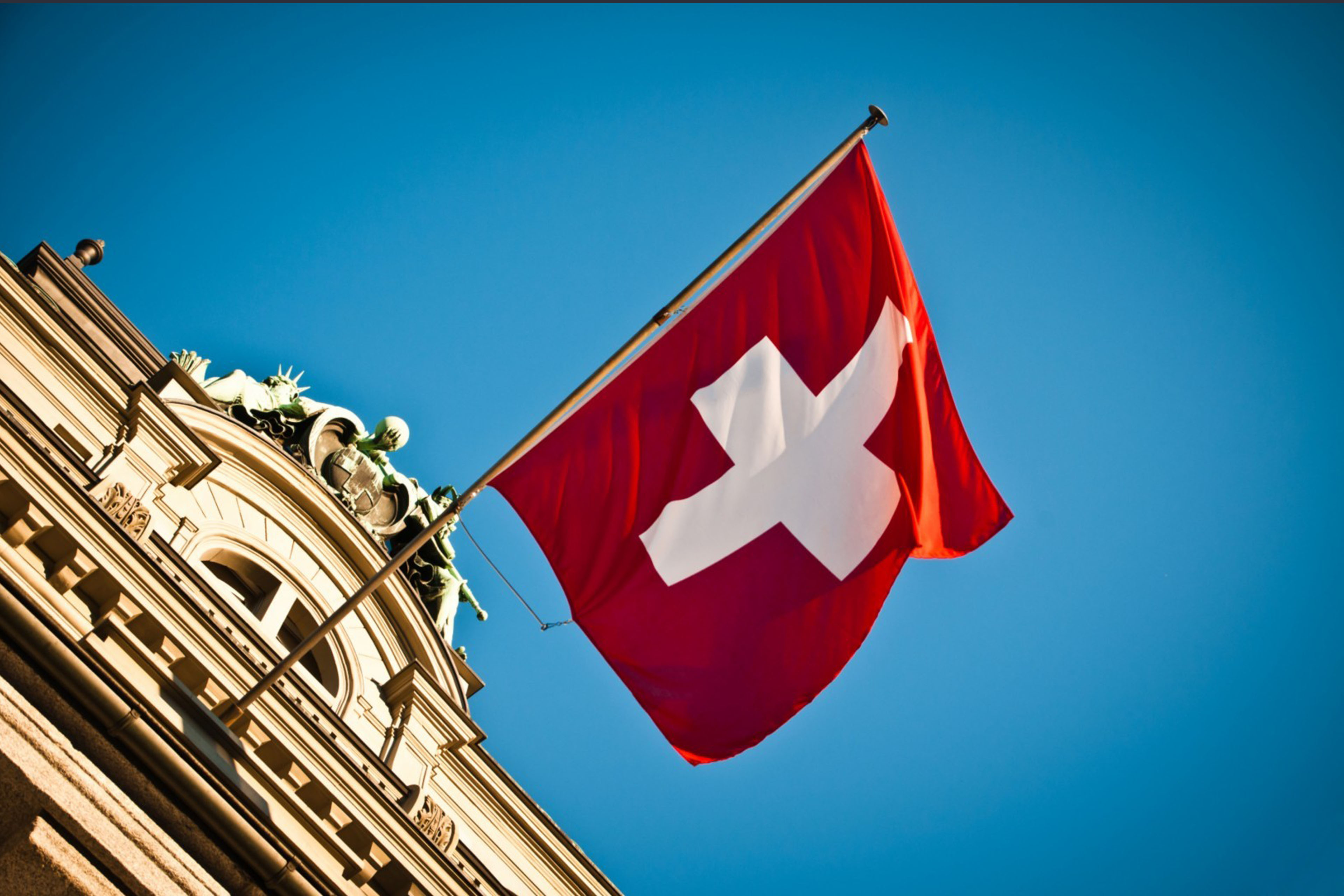Ey Swiss Flag Calendar Entry Vesrion1 26102923 