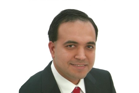 Photographic portrait of Amit Banker
