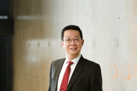 Photographic portrait of Chee Kong Wong