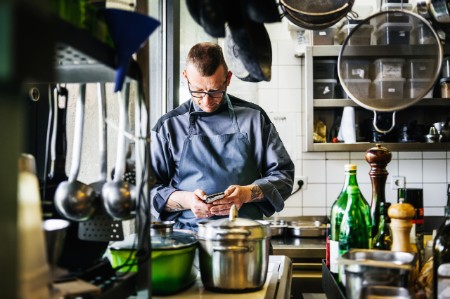 Chef kitchen smartphone