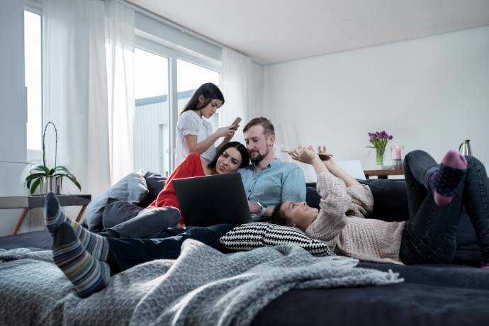 EY study: consumers are still spending on digital home products and services despite cost-of-living crisis