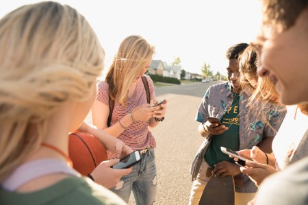 Ohne digitale Kommunikation geht es für Teenager nicht.