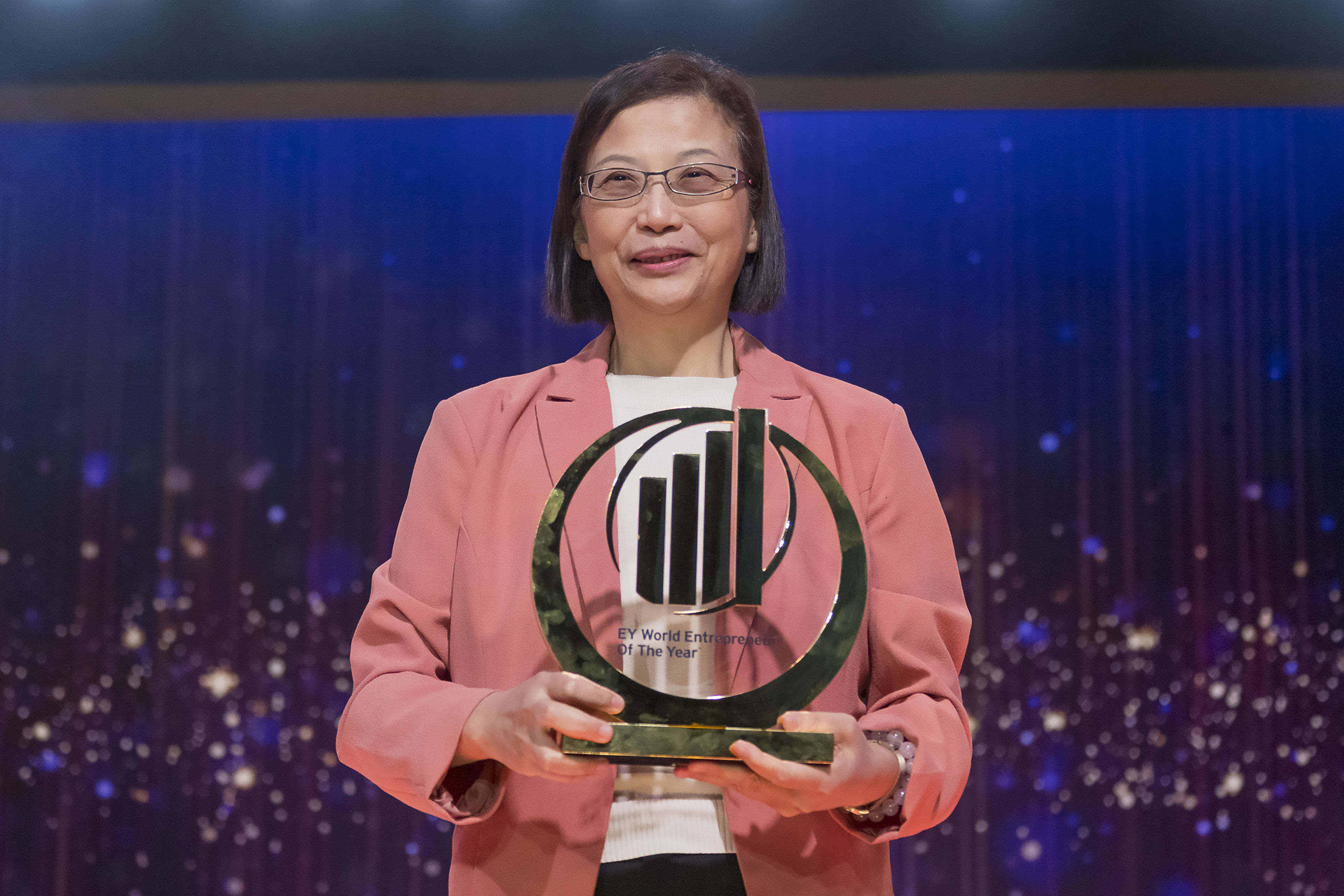 Ganadora de WEOY 2023 Doris Hsu