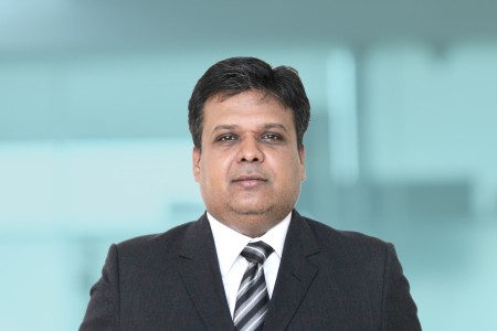 Photographic portrait of Vivek Aggarwal
