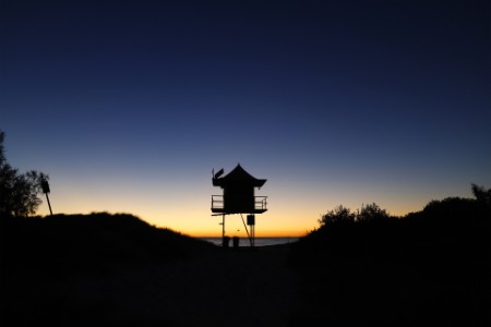 ey-silhouette-of-a-lifeguard-tower