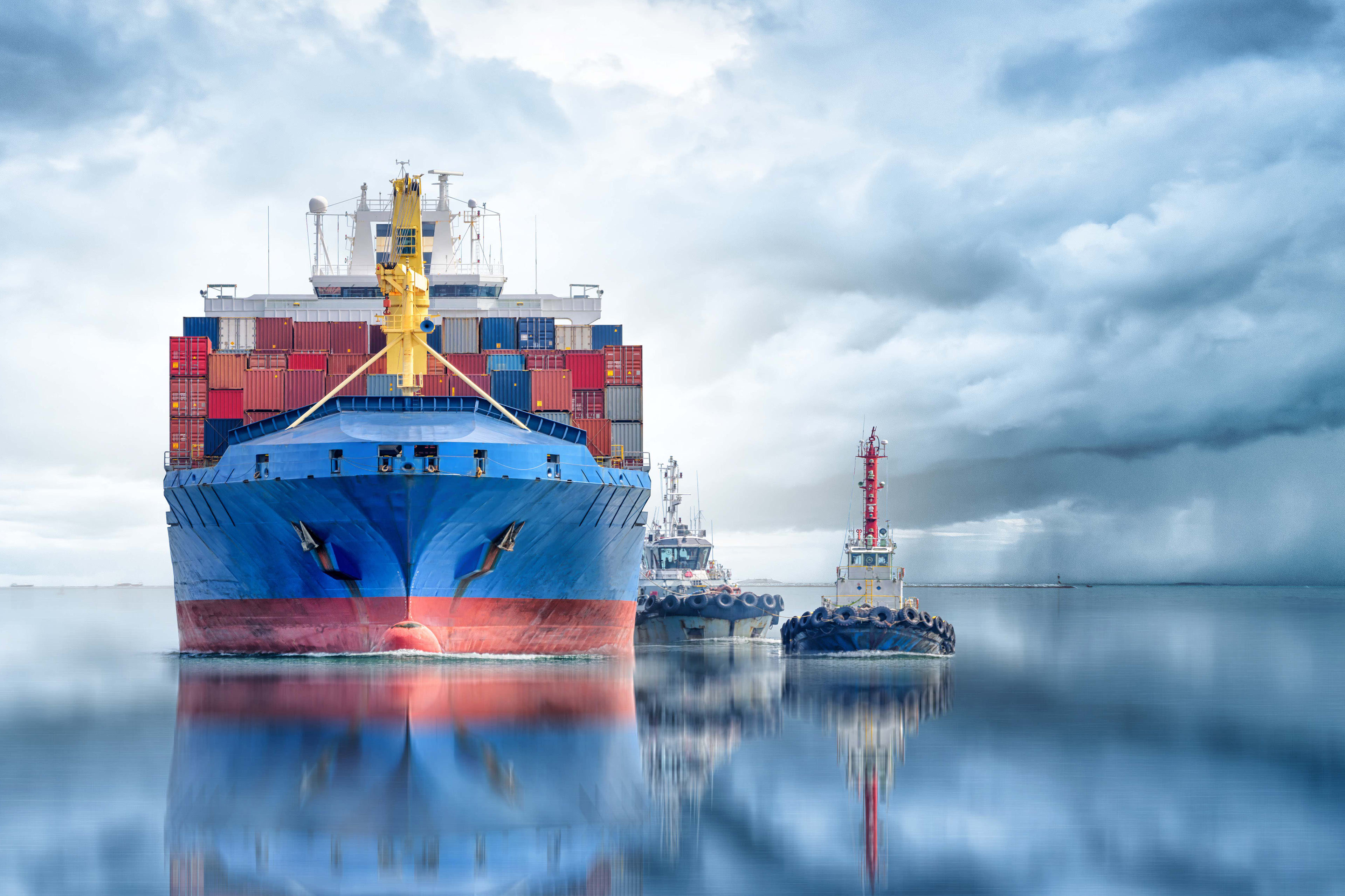 International container cargo ship