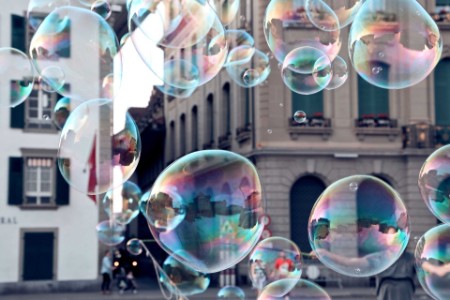 ey-bubbles