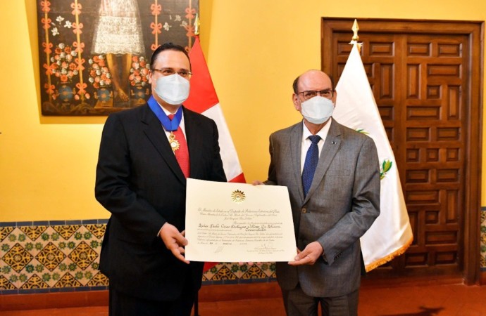 EY Perú fue reconocido por el MRE por sus iniciativas para fomentar la inversión en el país 