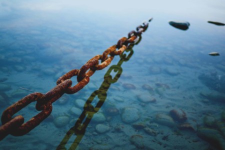 underwater chain