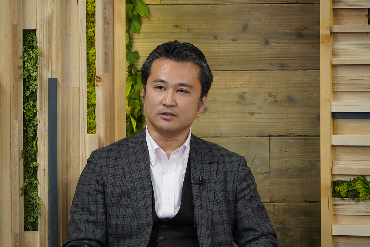 Tomotaka Hirabayashi, Director, EY Strategy and Consulting Co., Ltd.