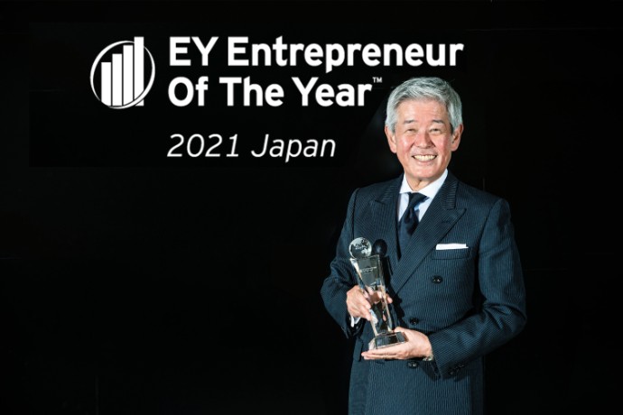 EOY 2021 Japan: 日本代表は旭酒造株式会社の会長に決定