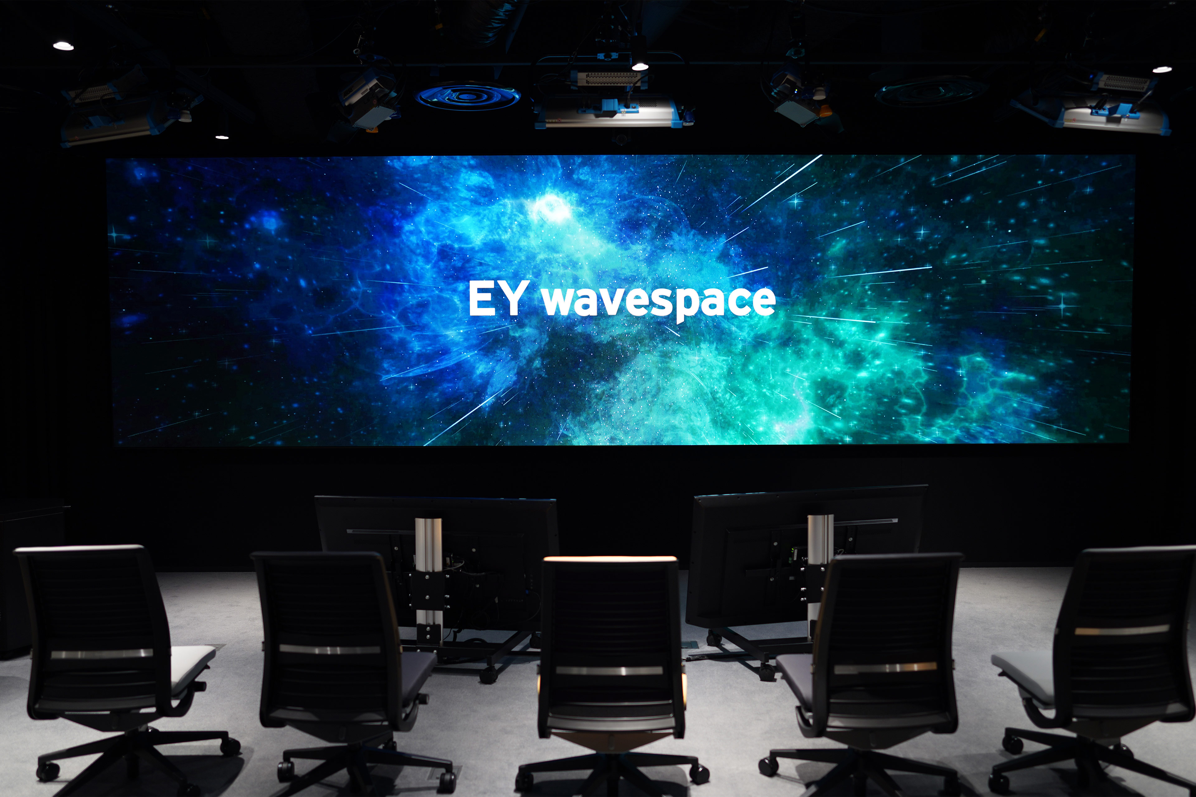 EY wavespace スタジオ