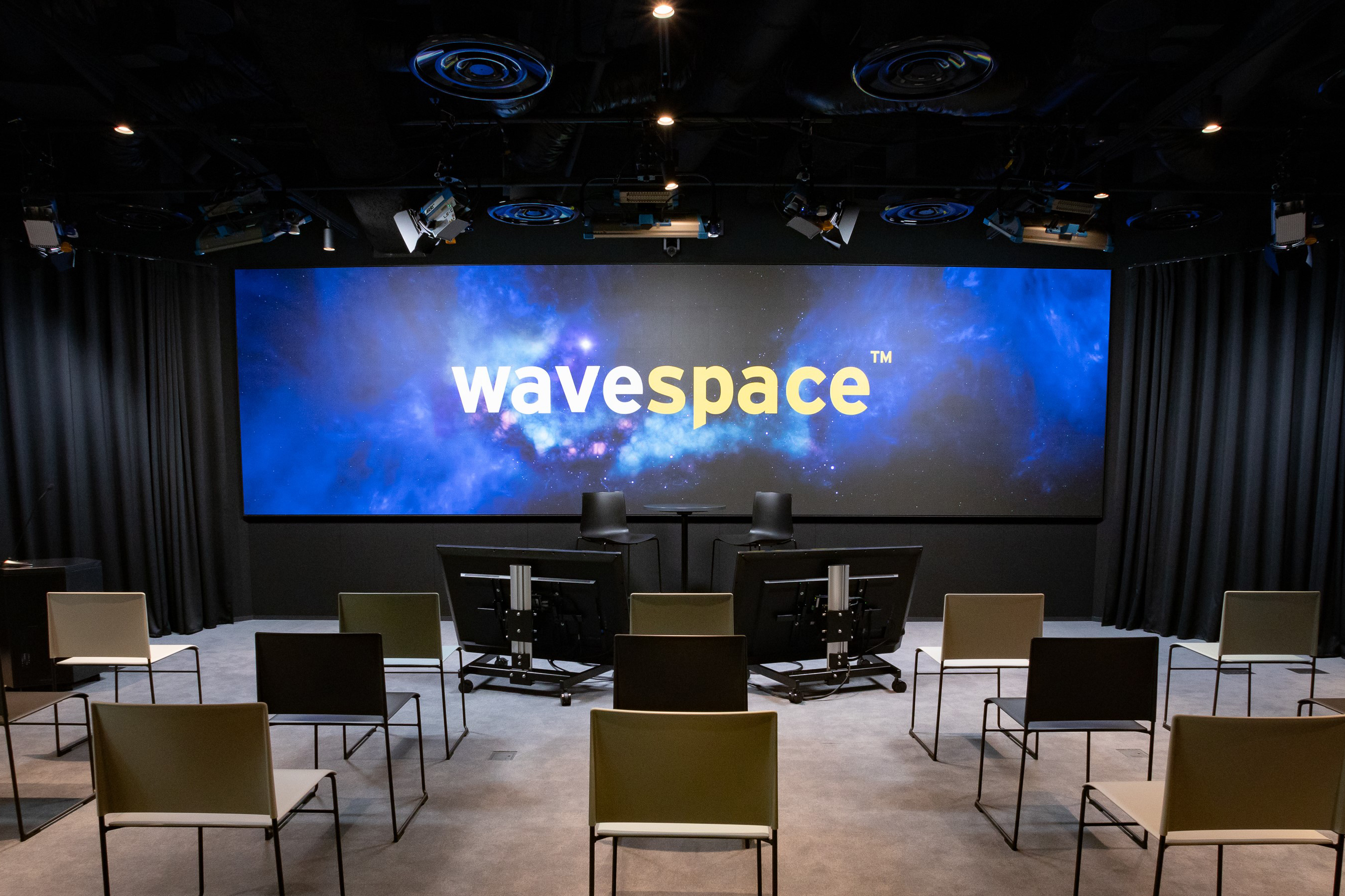 EY wavespace™