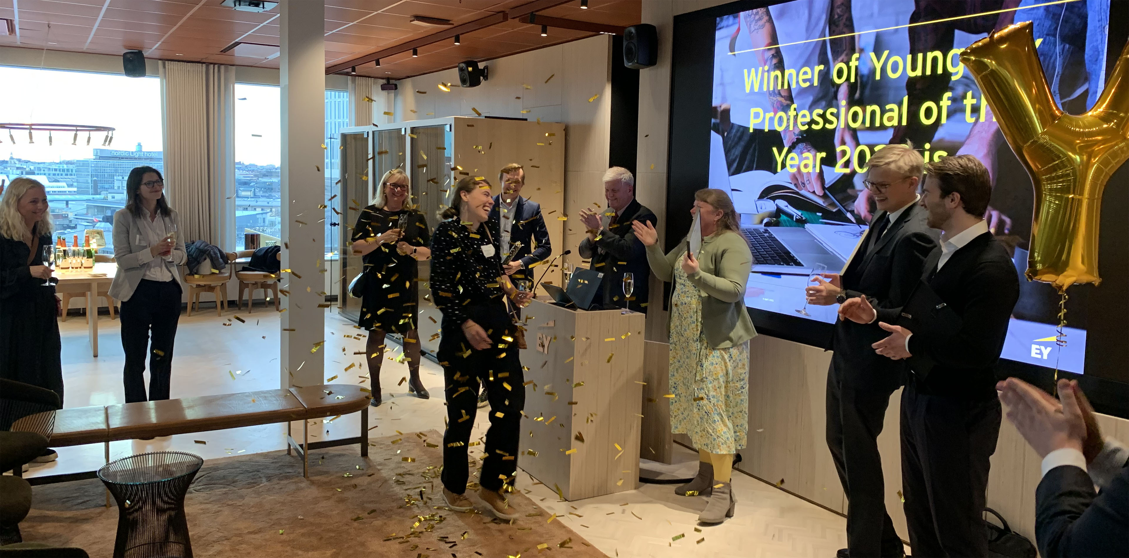 EY Sverige - Priscermoni för Young Tax Professional of the Year 2022